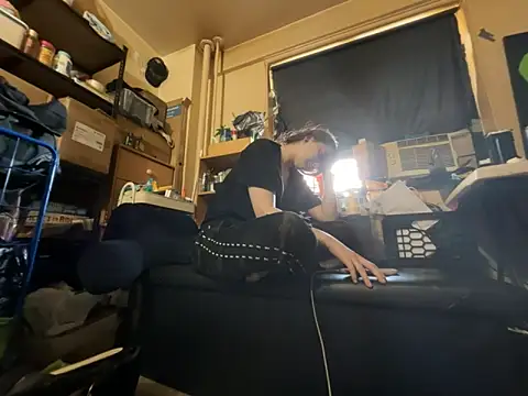 Snowbunnycake 131 online show from 06/26/26, 07:51