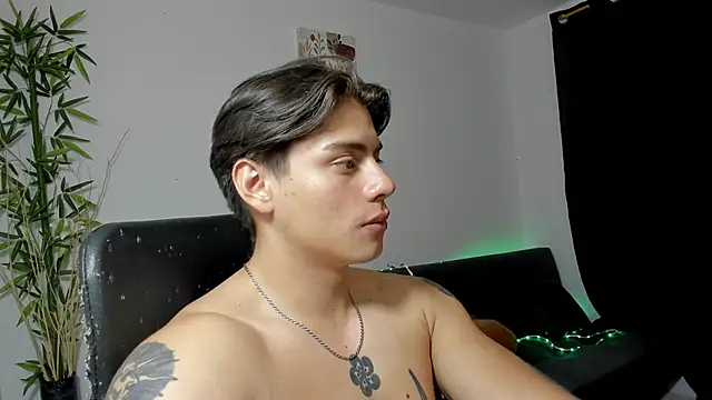 Giordano Russo online show from 02/06/25, 02:44