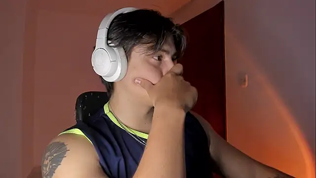 Giordano Russo online show from 11/12/25, 04:35