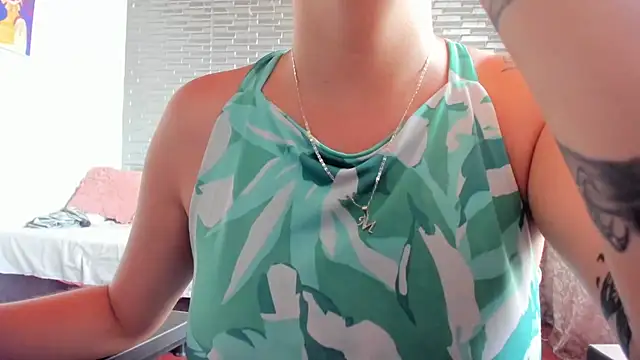 Snapshot of Ginger_Sweetty chatting on 04/14/26, 09:21 Ginger Sweetty online show from 04/14/26, 09:21