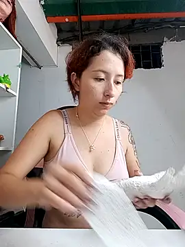 Snapshot of Ginger_Sweetty chatting on 04/15/26, 03:19 Ginger Sweetty online show from 04/15/26, 03:19