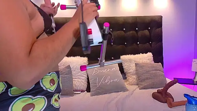 ValenScott1 online show from 02/13/25, 05:01