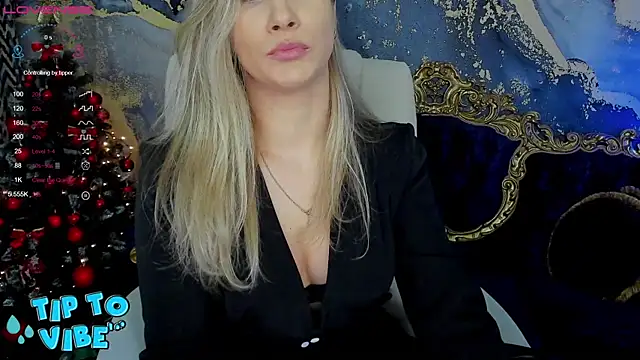 Snapshot of CassandraGood chatting on 12/21/24, 08:43 CassandraGood online show from 12/21/24, 08:43