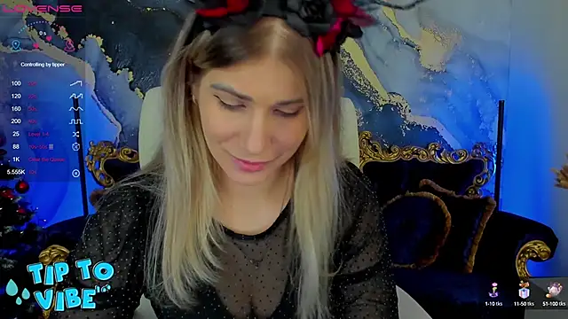 Snapshot of CassandraGood chatting on 12/26/24, 06:41 CassandraGood online show from 12/26/24, 06:41