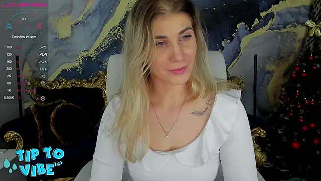 Snapshot of CassandraGood chatting on 01/02/25, 12:35 CassandraGood online show from 01/02/25, 12:35