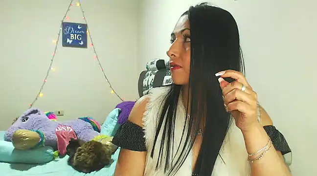 sahtlove1 online show from 12/15/24, 02:19