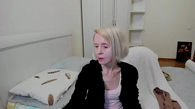 aminalive online show from 11/30/25, 06:12