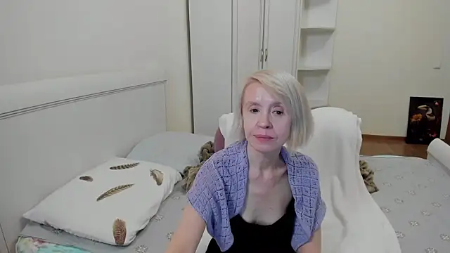 aminalive online show from 12/02/25, 08:26