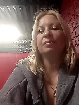 Arina smiles online show from 01/04/25, 07:13