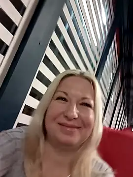Arina smiles online show from 01/17/25, 07:38