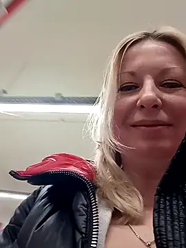 Arina smiles online show from 02/02/25, 04:43
