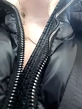 Arina smiles online show from 02/09/25, 04:07