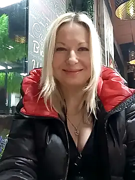 Arina smiles online show from 02/15/25, 08:01