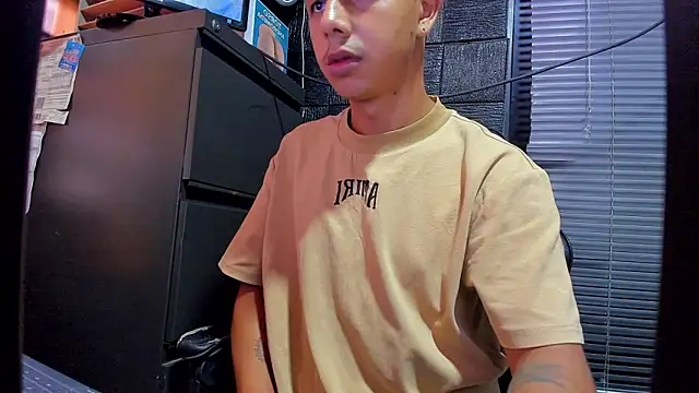 boy bigcock24cm online show from 06/14/26, 02:30