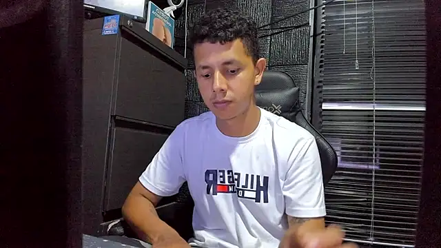 boy bigcock24cm online show from 06/20/26, 11:51