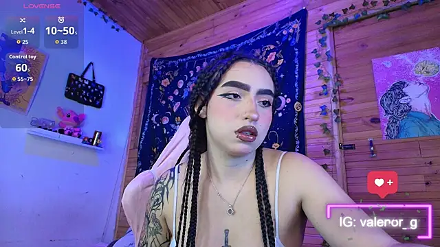 valenor  online show from 11/26/25, 03:07