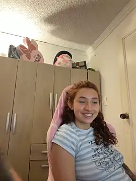 Snapshot of valenor_ chatting on 04/19/26, 03:55 valenor online show from 04/19/26, 03:55