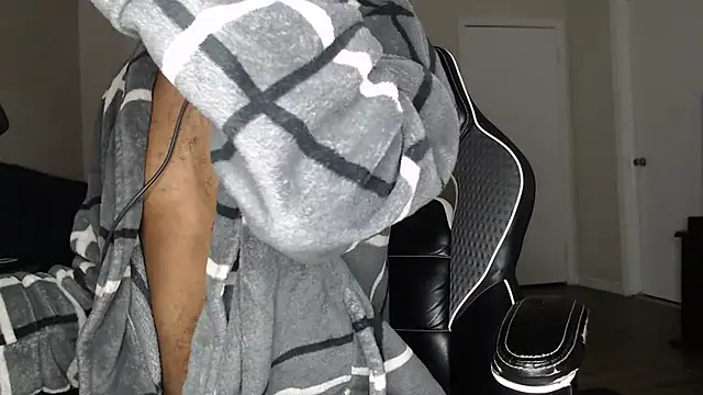 Snapshot of ChrisVacher chatting on 12/15/25, 11:31 ChrisVacher online show from 12/15/25, 11:31