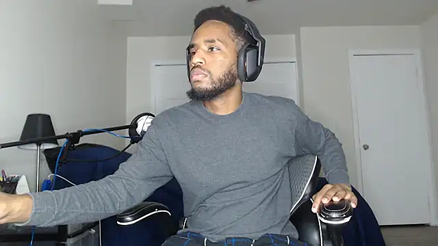 Snapshot of ChrisVacher chatting on 01/17/26, 05:12 ChrisVacher online show from 01/17/26, 05:12