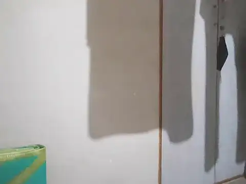 Snapshot of valyriansteel2 chatting on 11/17/25, 03:29 valyriansteel2 online show from 11/17/25, 03:29