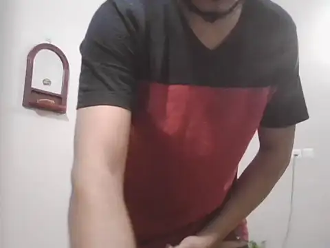 Snapshot of valyriansteel2 chatting on 03/21/26, 07:28 valyriansteel2 online show from 03/21/26, 07:28