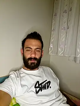 Snapshot of Drkats chatting on 10/12/25, 12:09 Drkats online show from 10/12/25, 12:09