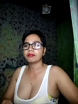 Snapshot of lovely_samxxx24 chatting on 02/12/25, 06:40 lovely samxxx24 online show from 02/12/25, 06:40