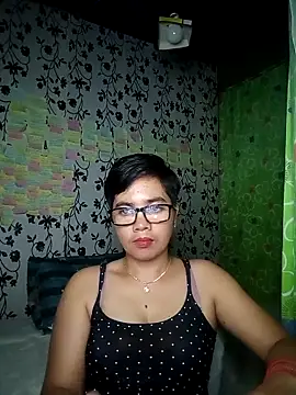 Snapshot of lovely_samxxx24 chatting on 02/19/25, 02:23 lovely samxxx24 online show from 02/19/25, 02:23