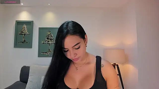 MollyJones  online show from 05/13/26, 07:11