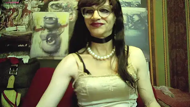 Snapshot of TheBlackWtch chatting on 03/05/25, 05:50 TheBlackWtch online show from 03/05/25, 05:50