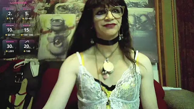 Snapshot of TheBlackWtch chatting on 09/17/25, 03:08 TheBlackWtch online show from 09/17/25, 03:08