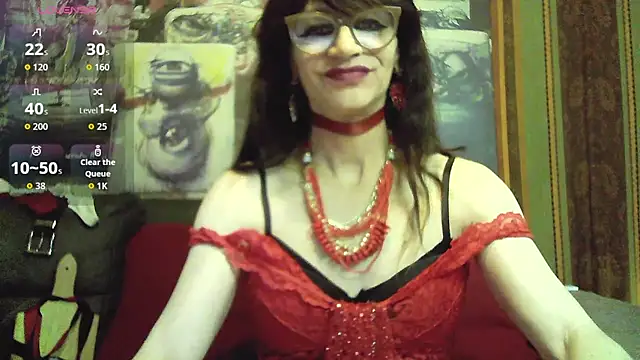 Snapshot of TheBlackWtch chatting on 10/05/25, 02:04 TheBlackWtch online show from 10/05/25, 02:04