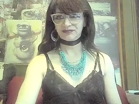 Snapshot of TheBlackWtch chatting on 05/27/26, 05:10 TheBlackWtch online show from 05/27/26, 05:10