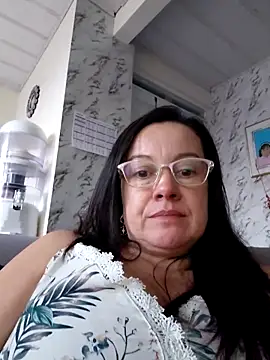 Sonialorens  online show from 06/15/26, 10:45