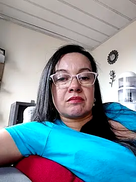 Sonialorens  online show from 06/25/26, 09:08