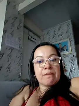 Sonialorens  online show from 06/28/26, 10:49