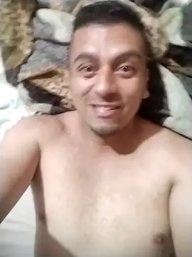 Snapshot of starplss chatting on 12/21/25, 07:15 starplss online show from 12/21/25, 07:15