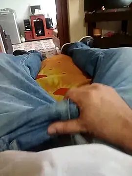 Snapshot of starplss chatting on 12/21/25, 09:55 starplss online show from 12/21/25, 09:55