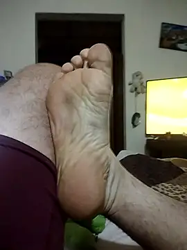 Snapshot of starplss chatting on 01/13/26, 03:56 starplss online show from 01/13/26, 03:56