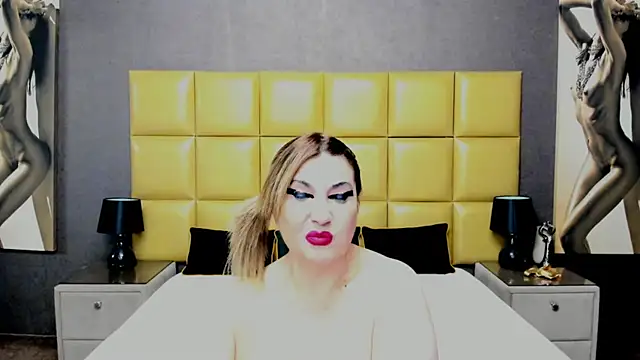 KiraLeila online show from 02/20/25, 07:52