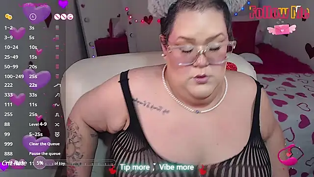 GiannaMorrys online show from 02/11/25, 06:11