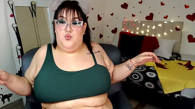 GiannaMorrys online show from 06/25/26, 03:50