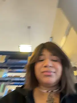 IamSashaLuv online show from 11/28/25, 09:23