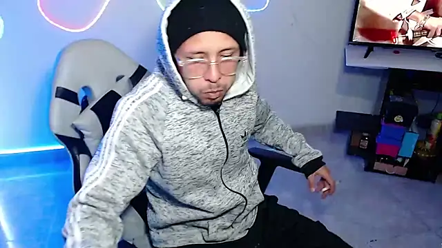 sebastian horny online show from 09/11/25, 08:25