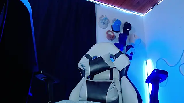 sebastian horny online show from 12/15/25, 05:01