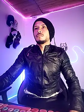 Snapshot of sebastian_horny chatting on 02/20/26, 10:16 sebastian horny online show from 02/20/26, 10:16