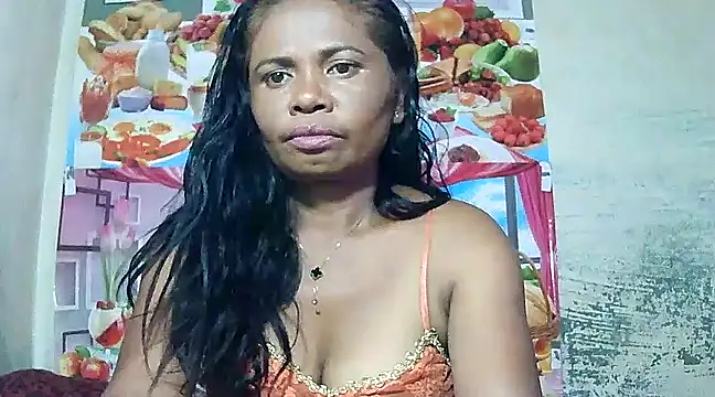 Snapshot of Hyncam chatting on 03/11/25, 01:34 Hyncam online show from 03/11/25, 01:34