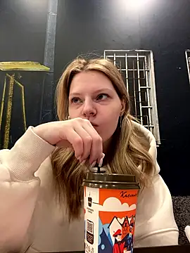 MaryHiggins online show from 01/13/26, 04:34