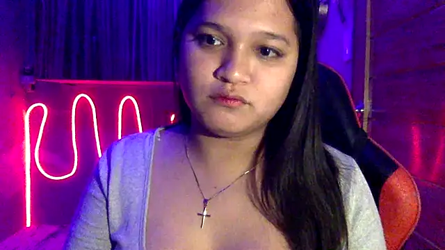 EmpressYna online show from 10/21/25, 06:41