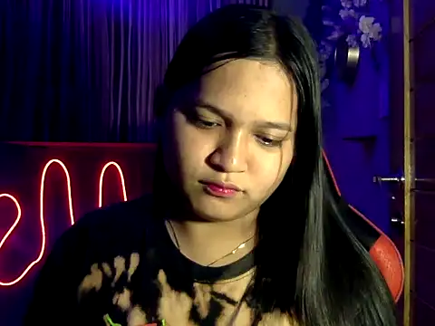 EmpressYna online show from 11/04/25, 08:35